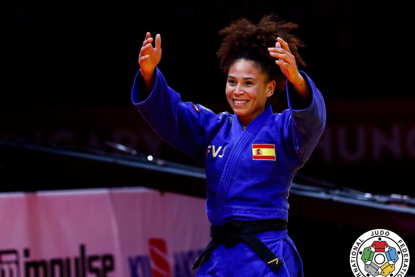 Ayumi Leiva y Ariela Sánchez brillan en Budapest con oro y bronce para España
